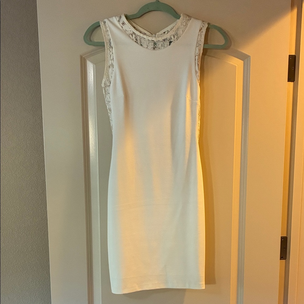 Bar III White dress with lace